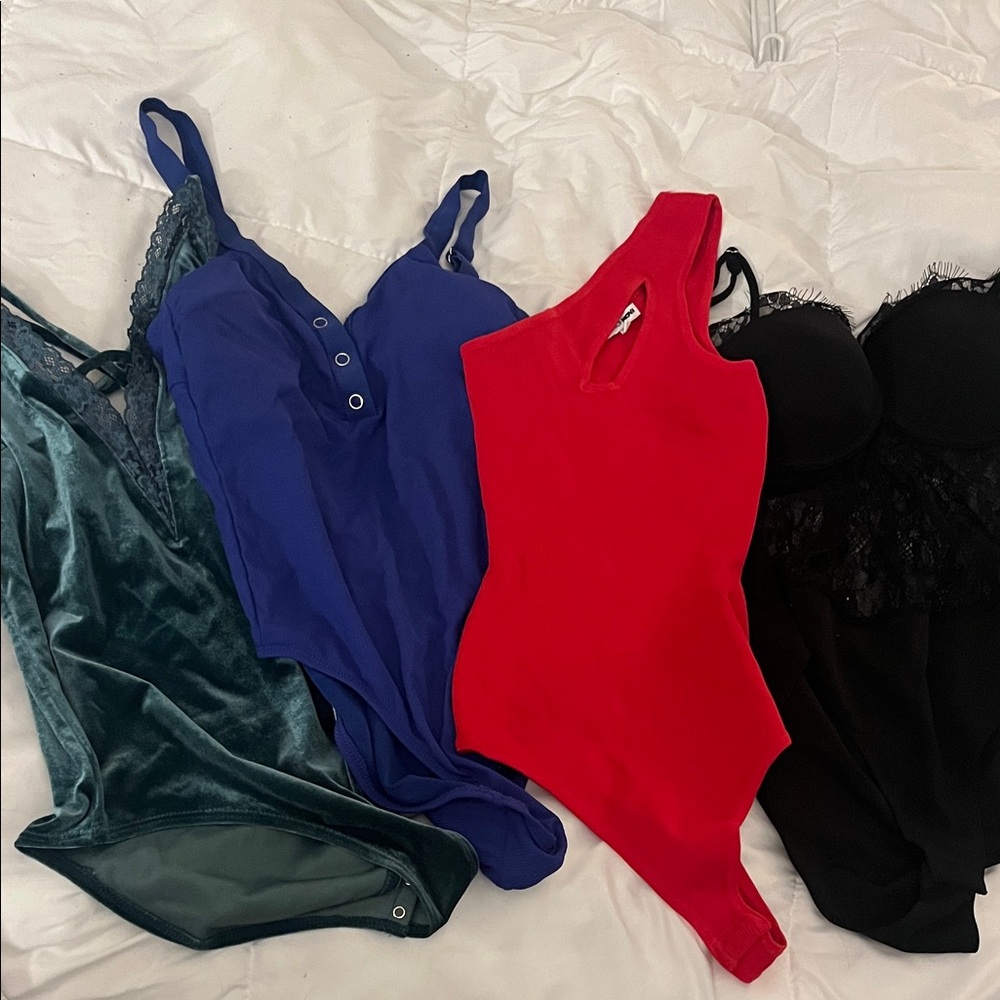 4 Bodysuits collection bundle XS-M $6 each Get 4-1 price Red Blue Black Green